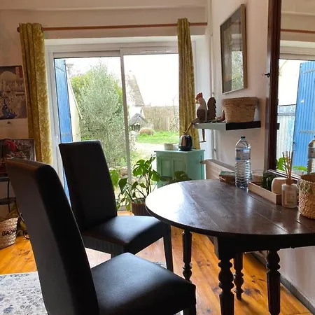 Le Relais De L'odyssee Bed and Breakfast